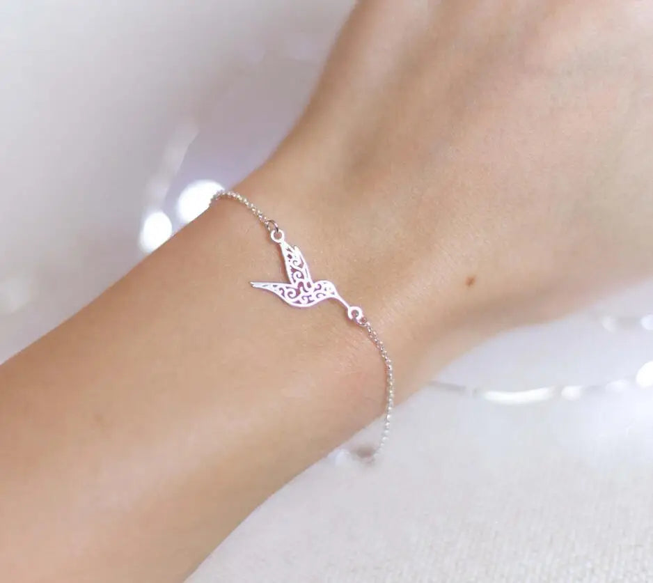Women Origami Hummingbird Birds Bracelets & Bangles Fashion Round Wave Dog Paw Pendant Bracelet Silver Color pulseira feminina