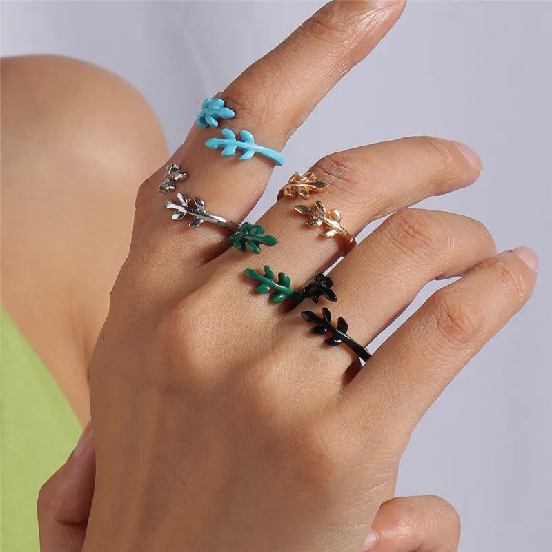 New Korean Colorful Bohemia Small Flower Rings Sets Handmade Beaded Finger Rings For Women Girls Summer Beach Jewelry Gifts