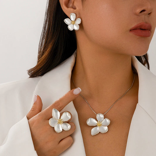 Ingemark Goth Petal Flower Pendant Thin Chain Necklace Stud Earrings Rings for Women Wed Bridal Jewelry Set Engagement Gift New